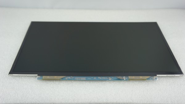 Display LT133EE09500 glare (glänzend) 13,3" LED 40 Pins Toshiba CP455064-01