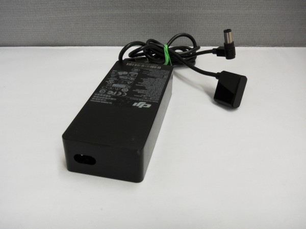 DJI Netzteil Ladegerät AC Adapter 100W 17,5V 5,7A ADE019 B 36