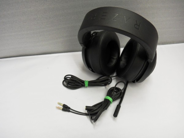 Razer Kraken Pro V2 Gaming Music Headset black RZ04-02050100 B $1