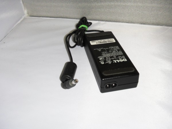 Dell Netzteil Ladegerät AC Adapter 70W 30V 3,5A ADP-70BB B *34