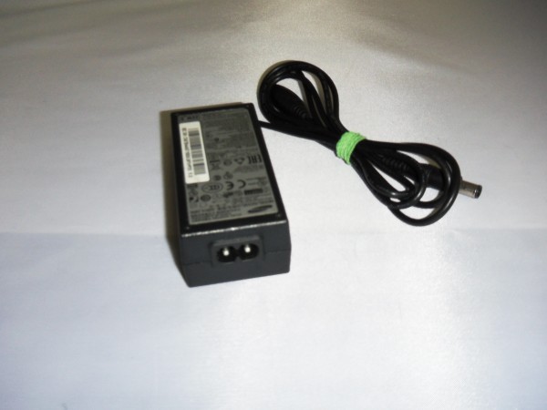 Samsung Netzteil Ladegerät AC Adapter 25W 14,0V 1,79A A2514DPN B *5