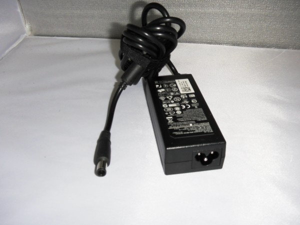 Dell Netzteil Ladegerät AC Adapter 65W 19,5V 3,34A FA065LS1-01 B *32
