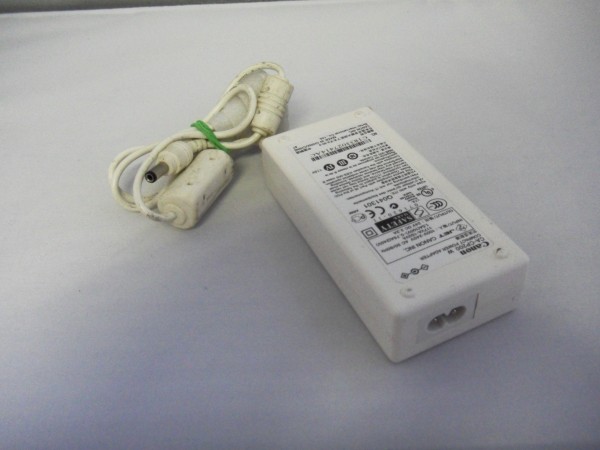 Canon Netzteil Ladegerät AC Adapter 53W 2,4V 2,2A CA-CP200 white B *7