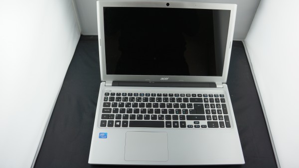 Acer Apire V5-531 15" IntelCeleron 1017U 1.60GHz 4GB RAM 320GB HDD Win7