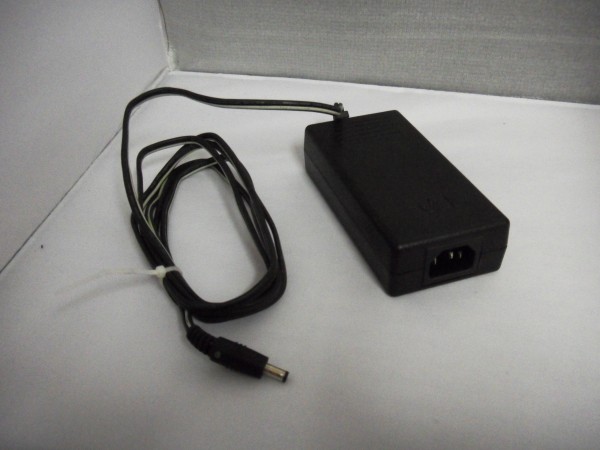 hp Netzteil Ladegerät AC Adapter 45W 31V 1,45A HP0950-4340 B *21