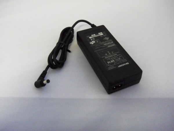 Sharp Netzteil Ladegerät AC Adapter 90W 19V 4,74A EA-GP3V B *7