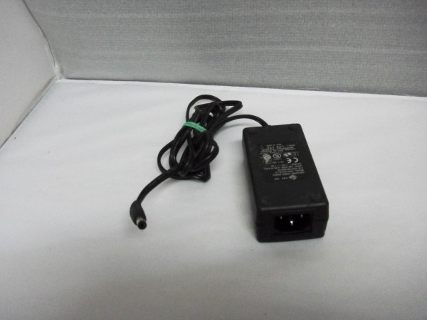 Cui Netzteil Ladegerät AC Adapter 18W 12V 1,5A DSA-0151D-12 B *39
